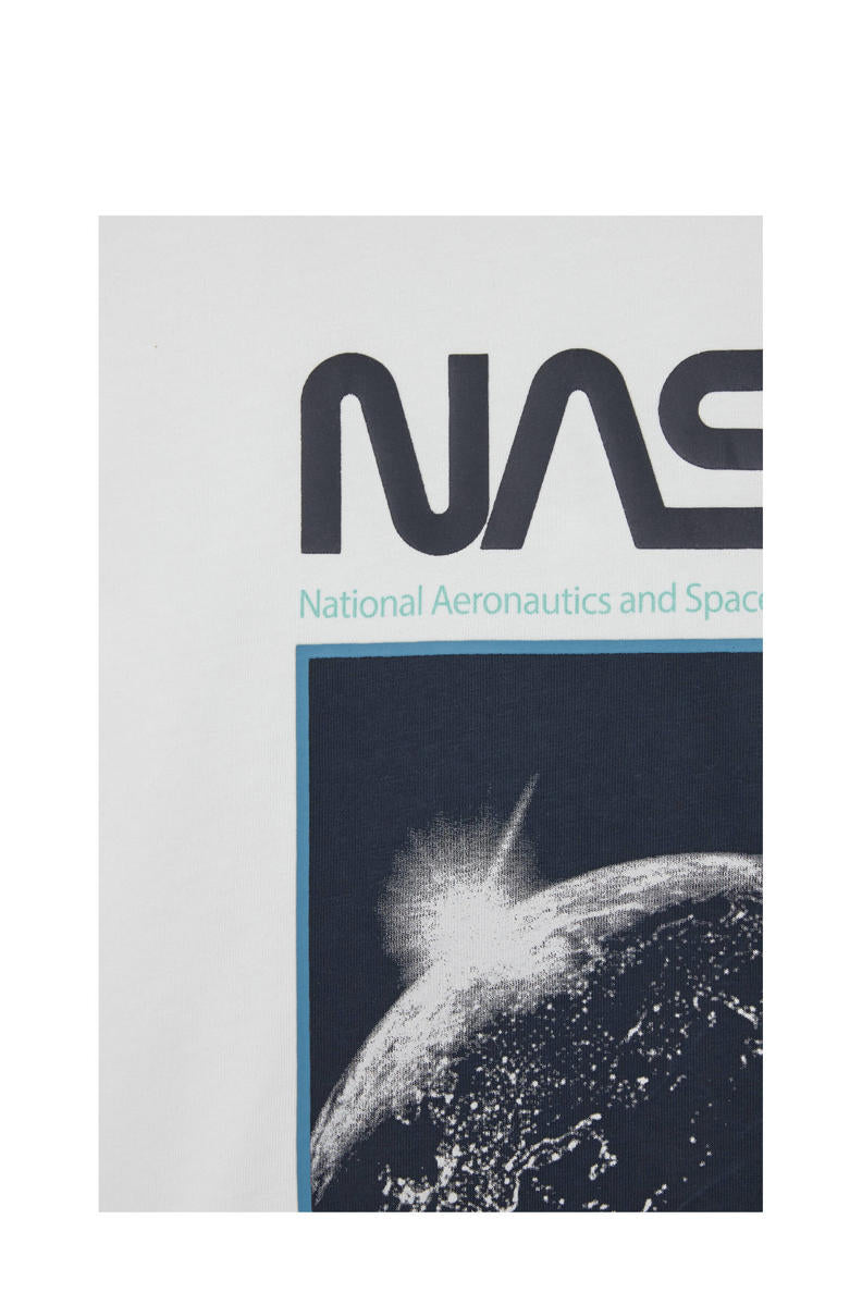 White crew neck shirt with nasa print