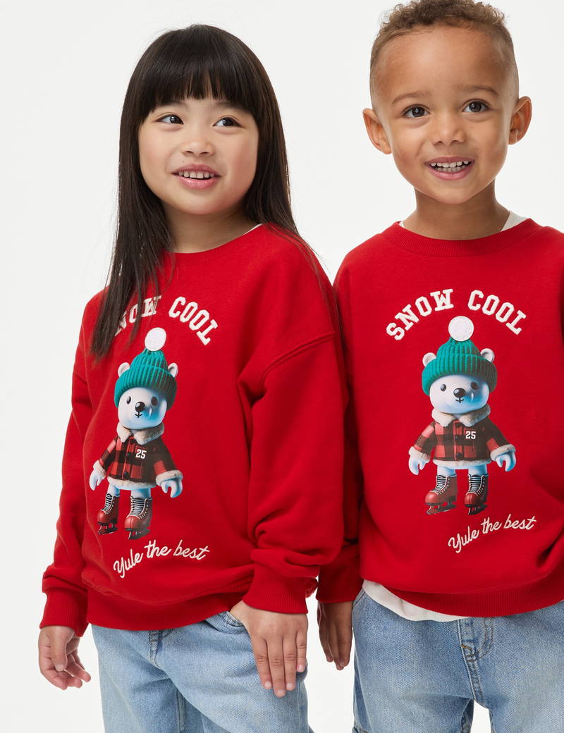 Red marks & spencer sweatshirt with a bear graphic (BG-000061)