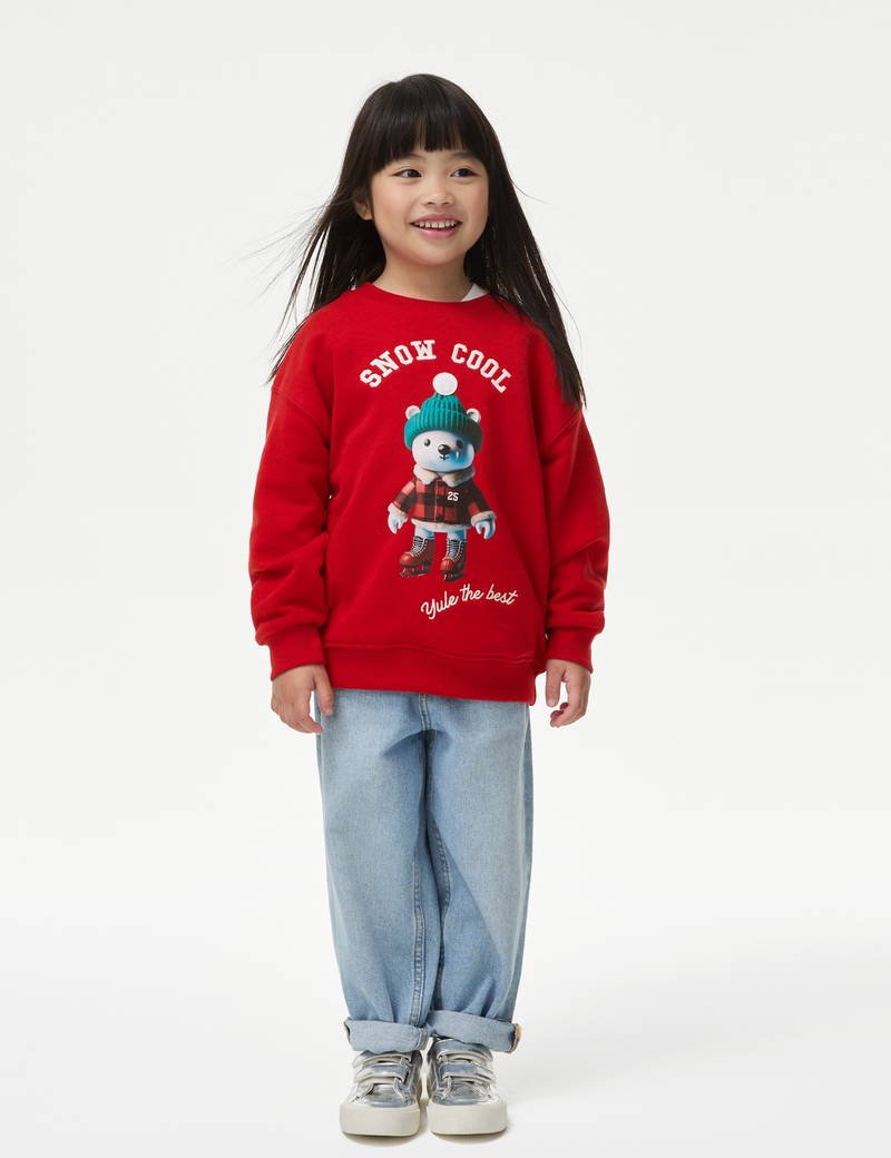 Red marks & spencer sweatshirt with a bear graphic (BG-000061)